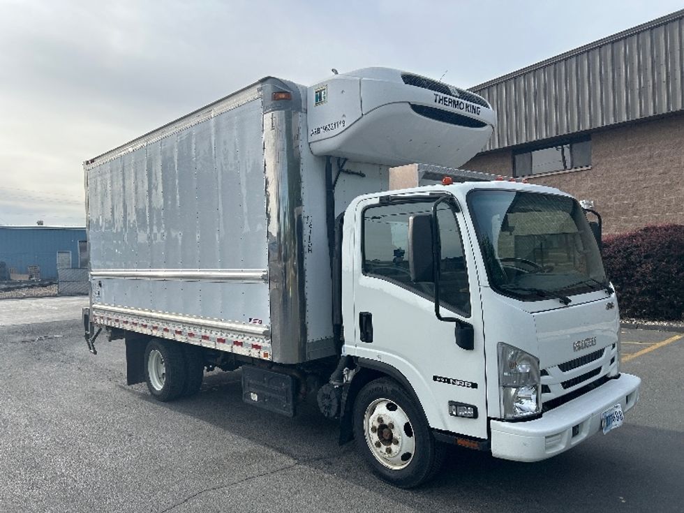 Refrigerated Truck-Light and Medium Duty Trucks-Isuzu-2019-NRR-Sparks-NV-67,540\n\t\tmiles-$ 62,750 - Image 1