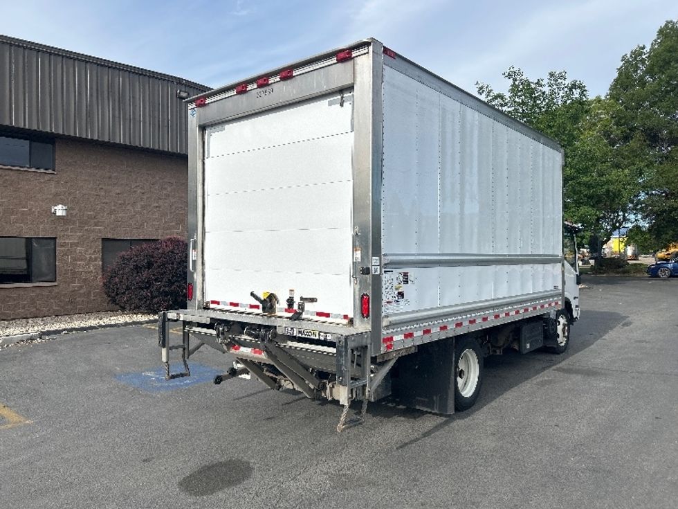 Refrigerated Truck-Light and Medium Duty Trucks-Isuzu-2019-NRR-Sparks-NV-67,540\n\t\tmiles-$ 62,750 - Image 13