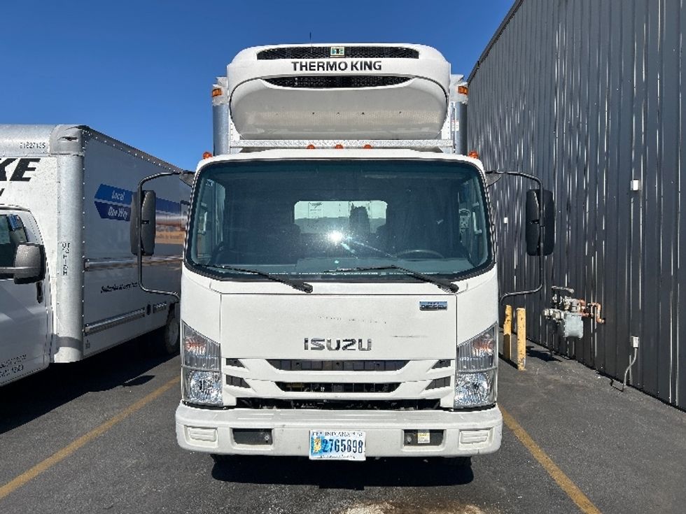 Refrigerated Truck-Light and Medium Duty Trucks-Isuzu-2019-NRR-Sparks-NV-67,540\n\t\tmiles-$ 62,750 - Image 2