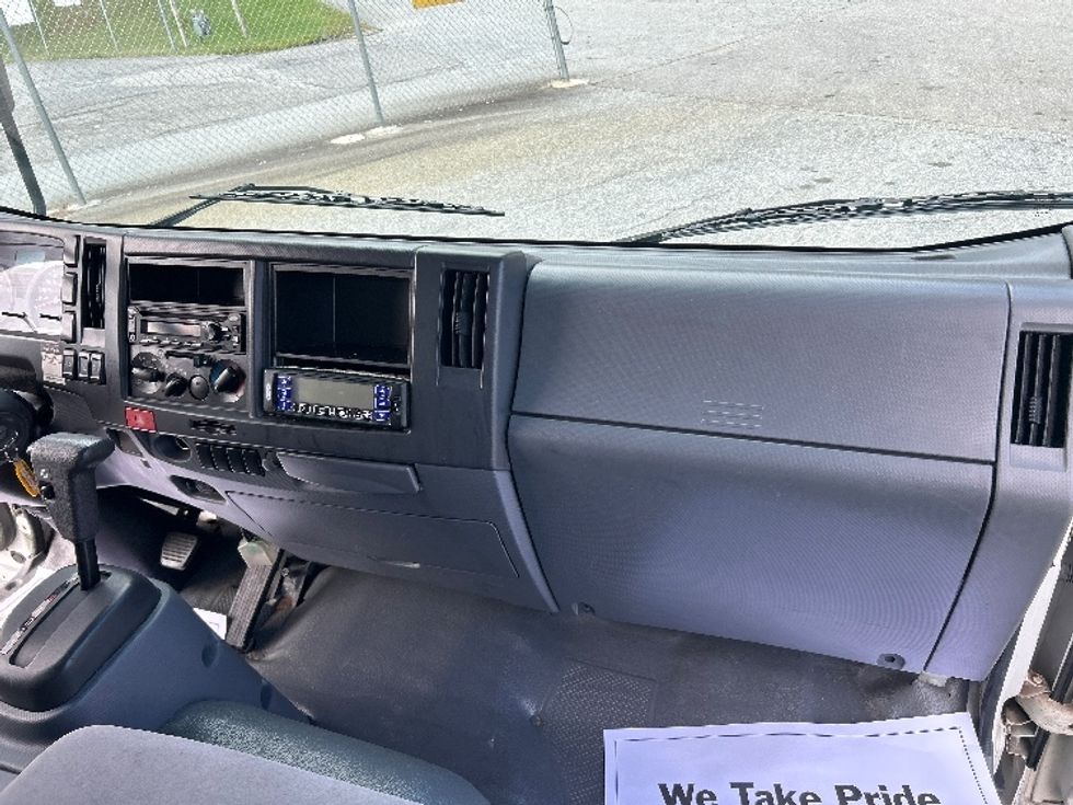Refrigerated Truck-Light and Medium Duty Trucks-Isuzu-2019-NRR-West Columbia-SC-160,917\n\t\tmiles-$ 50,500 - Image 21