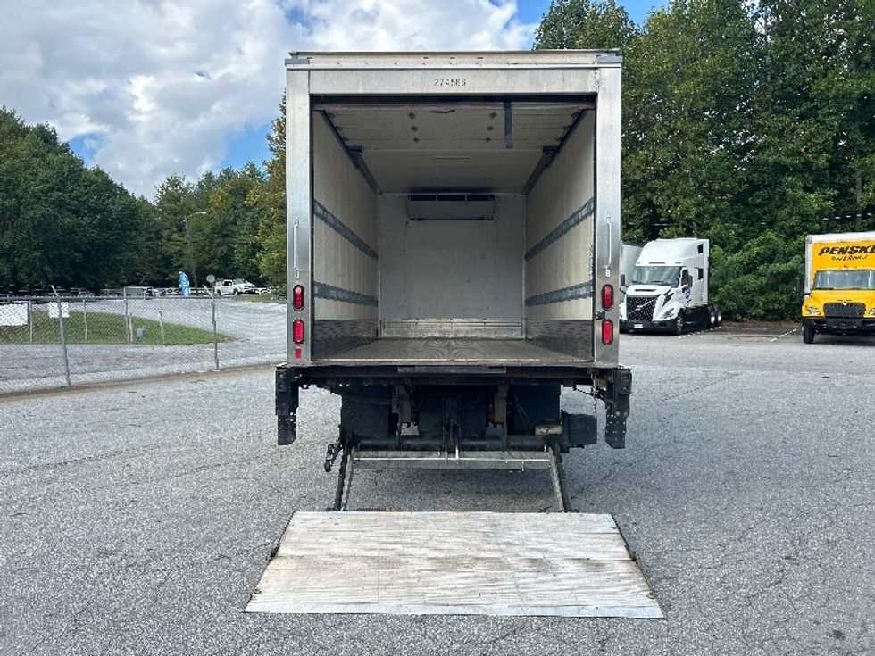 Refrigerated Truck-Light and Medium Duty Trucks-Isuzu-2019-NRR-West Columbia-SC-160,917\n\t\tmiles-$ 50,500 - Image 9