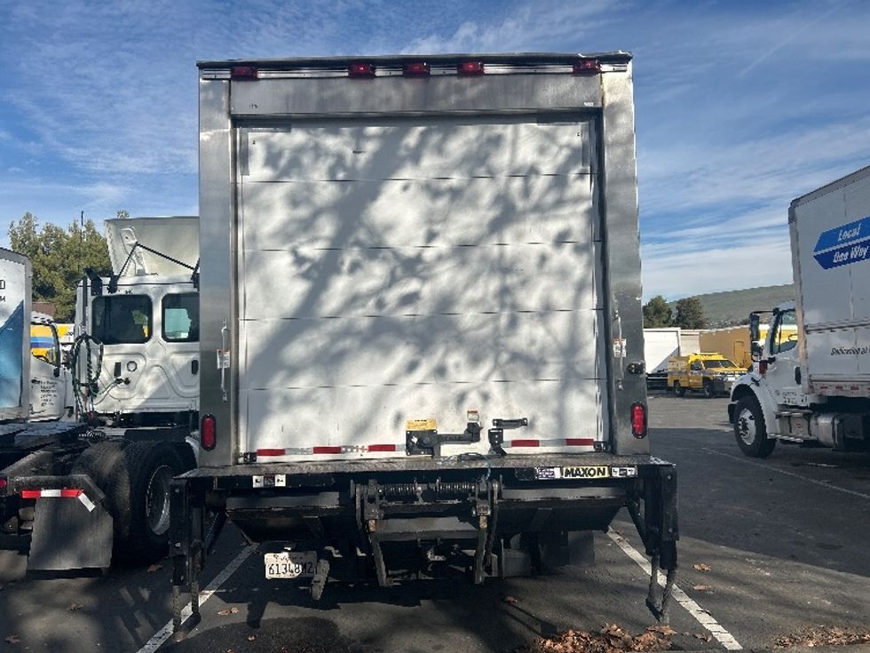 Refrigerated Truck-Light and Medium Duty Trucks-Isuzu-2019-NRR-West Sacramento-CA-155,665\n\t\tmiles-$ 49,000 - Image 7