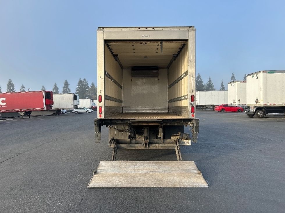 Refrigerated Truck-Light and Medium Duty Trucks-Isuzu-2019-NRR-West Sacramento-CA-170,129\n\t\tmiles-$ 44,000 - Image 10