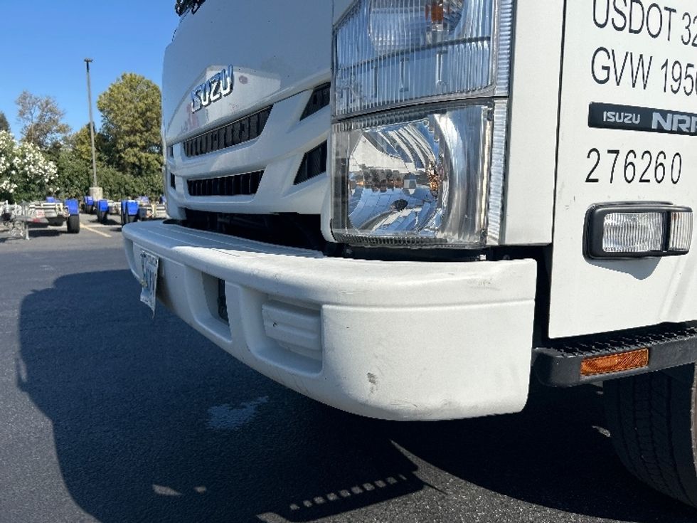 Refrigerated Truck-Light and Medium Duty Trucks-Isuzu-2019-NRR-West Sacramento-CA-170,129\n\t\tmiles-$ 44,000 - Image 28