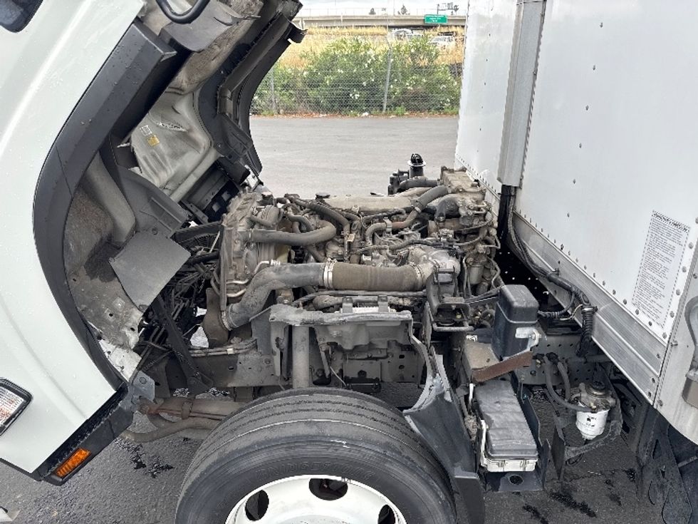Refrigerated Truck-Light and Medium Duty Trucks-Isuzu-2019-NRR-West Sacramento-CA-250,871\n\t\tmiles-$ 23,250 - Image 24