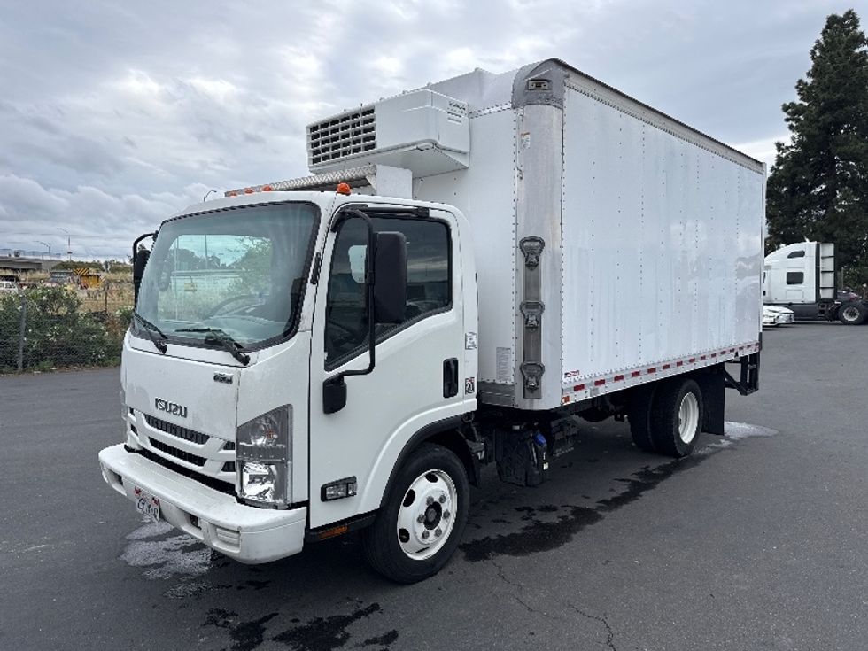 Refrigerated Truck-Light and Medium Duty Trucks-Isuzu-2019-NRR-West Sacramento-CA-250,871\n\t\tmiles-$ 23,250 - Image 3