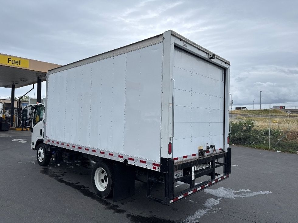 Refrigerated Truck-Light and Medium Duty Trucks-Isuzu-2019-NRR-West Sacramento-CA-250,871\n\t\tmiles-$ 23,250 - Image 6