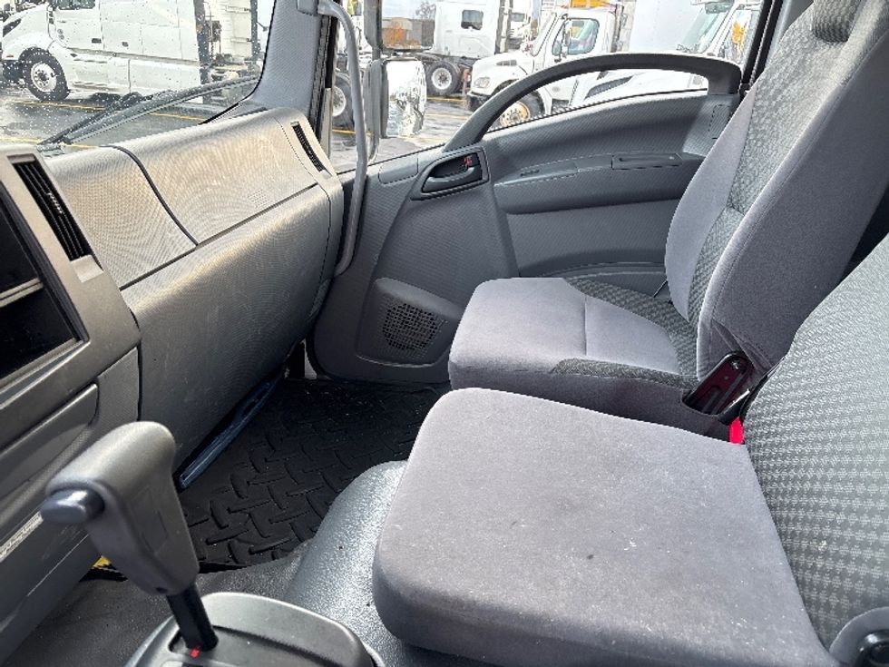 Refrigerated Truck-Light and Medium Duty Trucks-Isuzu-2020-FTR-Columbus-OH-137,900\n\t\tmiles-$ 53,500 - Image 18