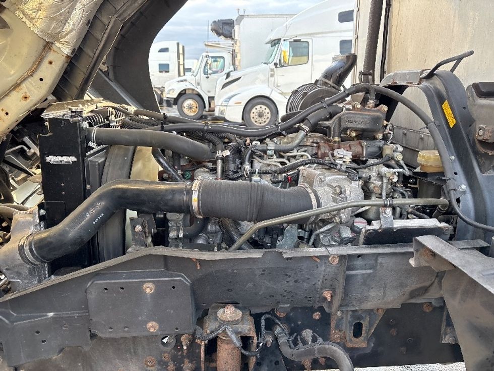 Refrigerated Truck-Light and Medium Duty Trucks-Isuzu-2020-FTR-Columbus-OH-137,900\n\t\tmiles-$ 53,500 - Image 23