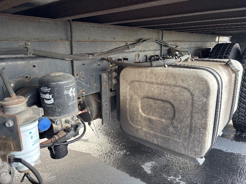 Refrigerated Truck-Light and Medium Duty Trucks-Isuzu-2020-FTR-Columbus-OH-137,900\n\t\tmiles-$ 53,500 - Image 5