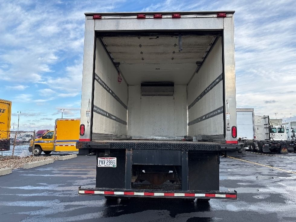 Refrigerated Truck-Light and Medium Duty Trucks-Isuzu-2020-FTR-Columbus-OH-137,900\n\t\tmiles-$ 53,500 - Image 8