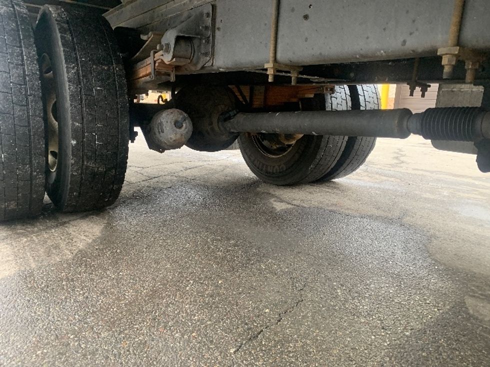 Refrigerated Truck-Light and Medium Duty Trucks-Isuzu-2020-FTR-Franklin-MA-115,125\n\t\tmiles-$ 60,750 - Image 5