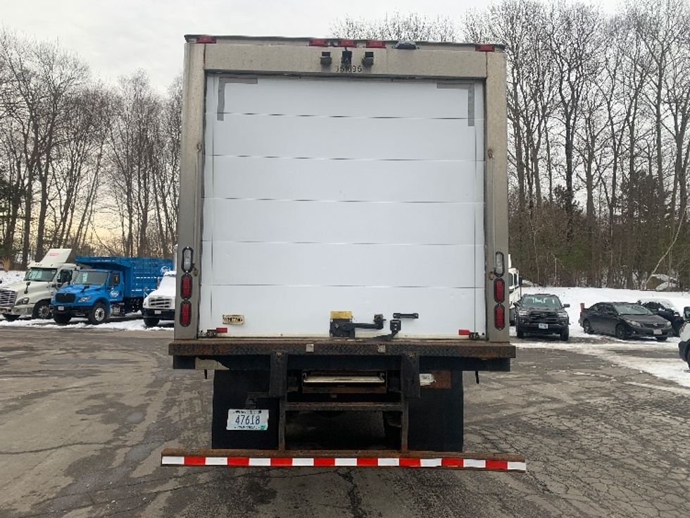 Refrigerated Truck-Light and Medium Duty Trucks-Isuzu-2020-FTR-Franklin-MA-115,125\n\t\tmiles-$ 60,750 - Image 7