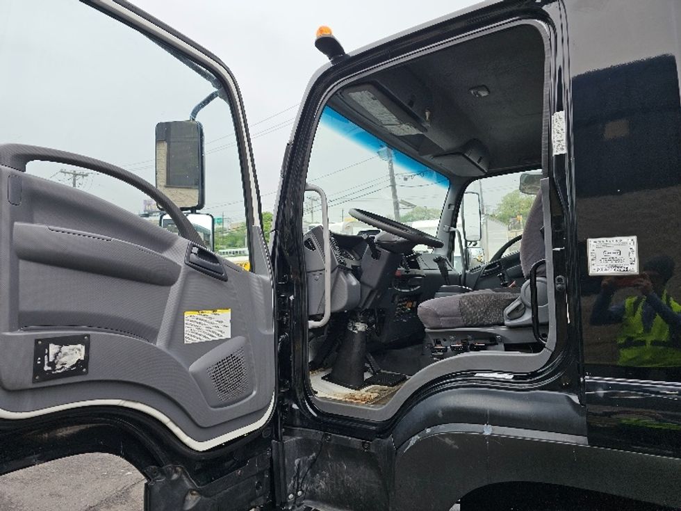 Refrigerated Truck-Light and Medium Duty Trucks-Isuzu-2020-FTR-North Bergen-NJ-189,475\n\t\tmiles-$ 45,250 - Image 15