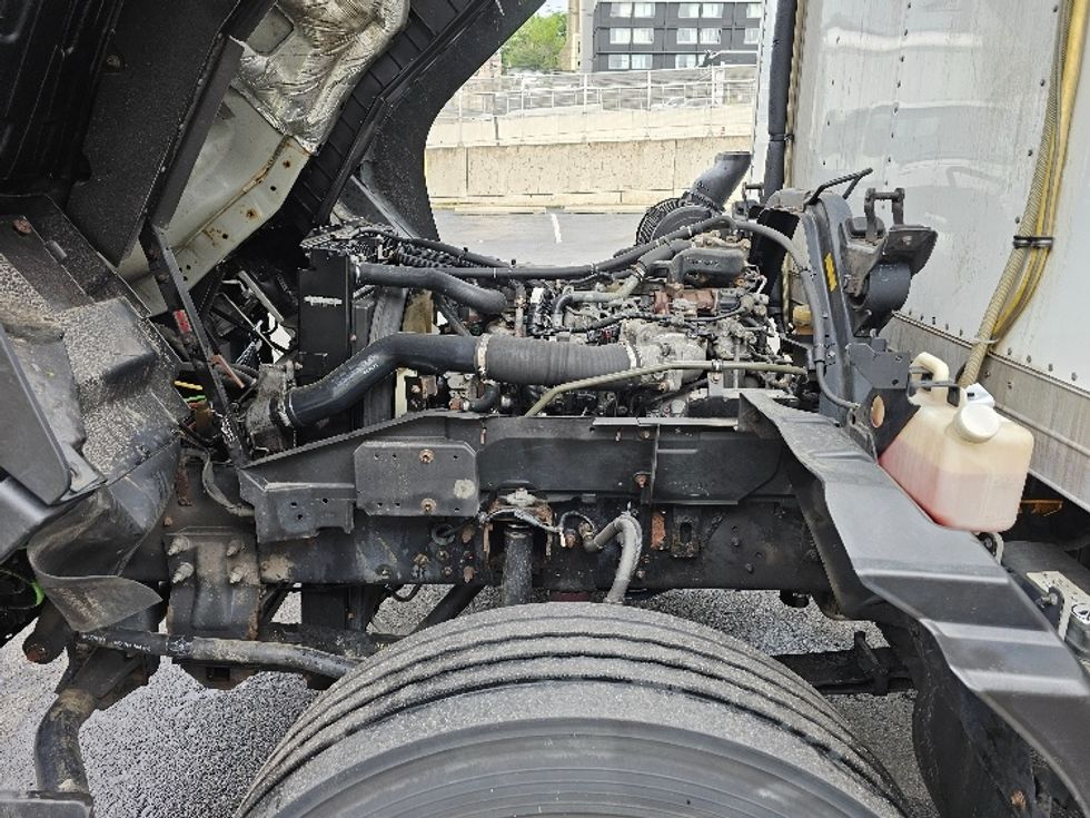 Refrigerated Truck-Light and Medium Duty Trucks-Isuzu-2020-FTR-North Bergen-NJ-189,475\n\t\tmiles-$ 45,250 - Image 23