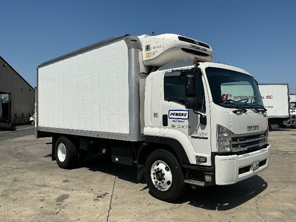 Refrigerated Truck-Light and Medium Duty Trucks-Isuzu-2020-FTR-Torrance-CA-33,306\n\t\tmiles-$ 64,250 - Image 1