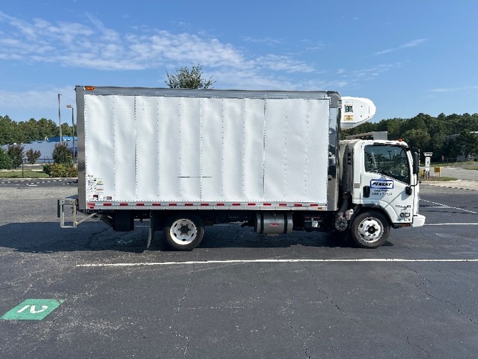 Refrigerated Truck-Light and Medium Duty Trucks-Isuzu-2020-NPR EFI-Sandston-VA-100,138\n\t\tmiles-$ 49,500 - Image 15