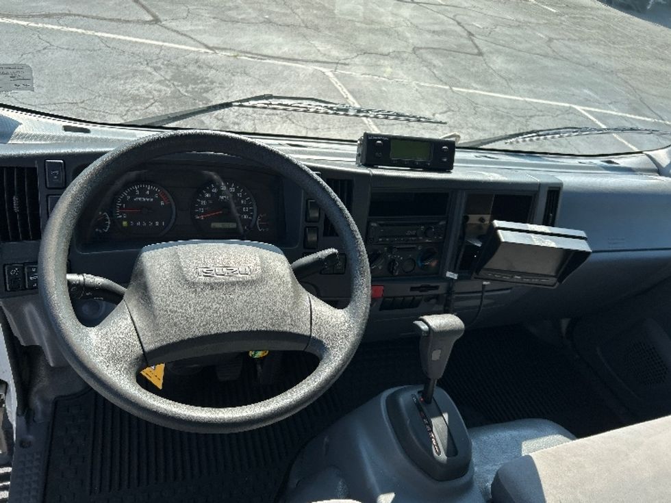 Refrigerated Truck-Light and Medium Duty Trucks-Isuzu-2020-NPR EFI-Sandston-VA-100,138\n\t\tmiles-$ 49,500 - Image 18