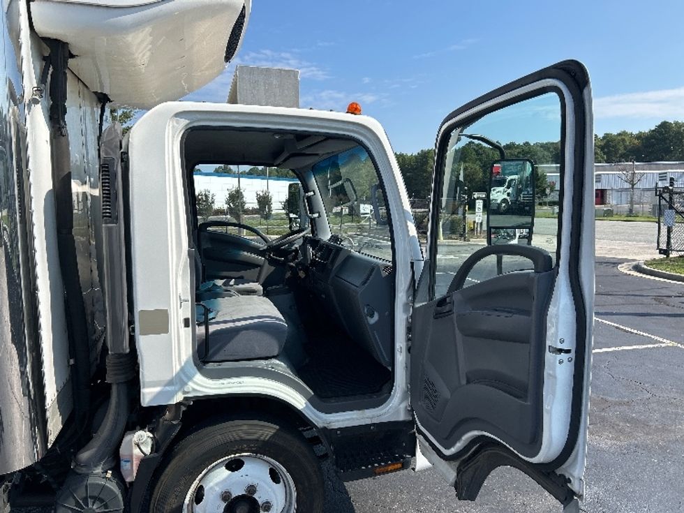 Refrigerated Truck-Light and Medium Duty Trucks-Isuzu-2020-NPR EFI-Sandston-VA-100,138\n\t\tmiles-$ 49,500 - Image 20