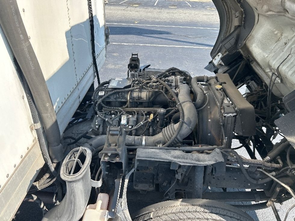 Refrigerated Truck-Light and Medium Duty Trucks-Isuzu-2020-NPR EFI-Sandston-VA-100,138\n\t\tmiles-$ 49,500 - Image 23