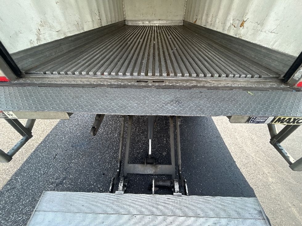 Refrigerated Truck-Light and Medium Duty Trucks-Isuzu-2020-NPR EFI-Swedesboro-NJ-125,125\n\t\tmiles-$ 47,000 - Image 10