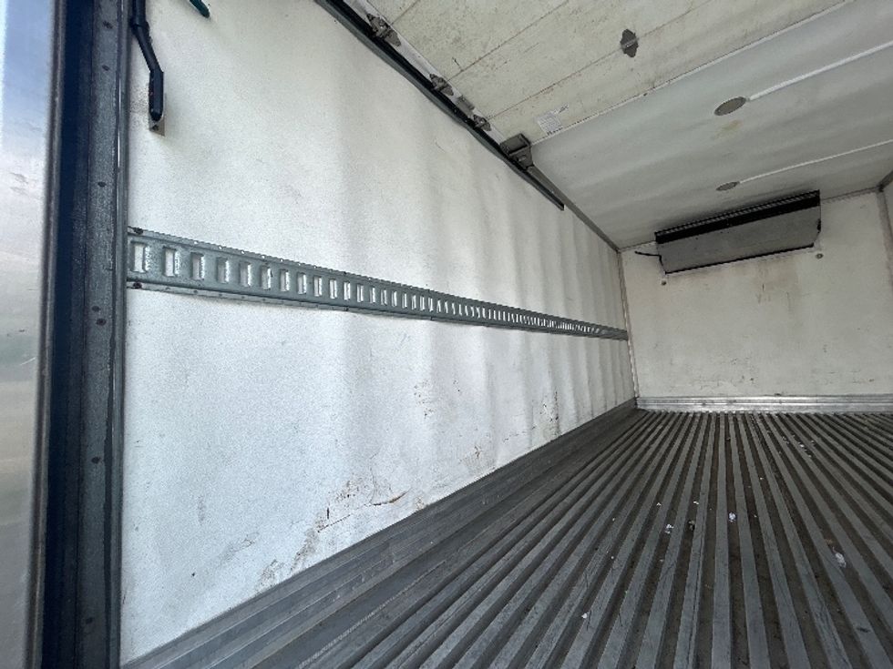 Refrigerated Truck-Light and Medium Duty Trucks-Isuzu-2020-NPR EFI-Swedesboro-NJ-125,125\n\t\tmiles-$ 47,000 - Image 11
