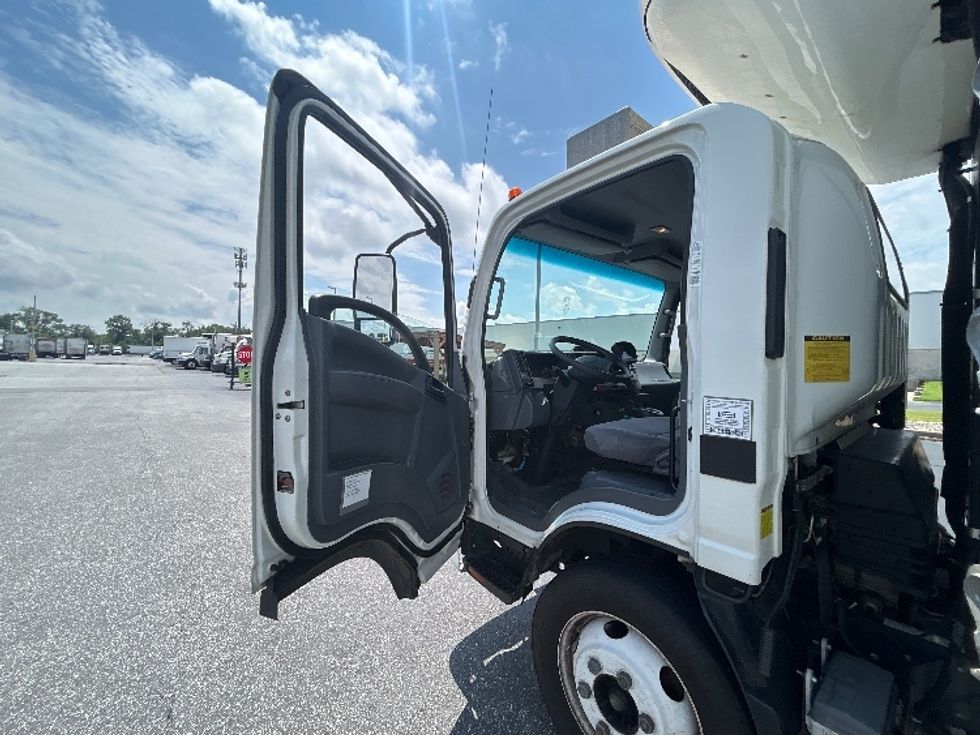 Refrigerated Truck-Light and Medium Duty Trucks-Isuzu-2020-NPR EFI-Swedesboro-NJ-125,125\n\t\tmiles-$ 47,000 - Image 16