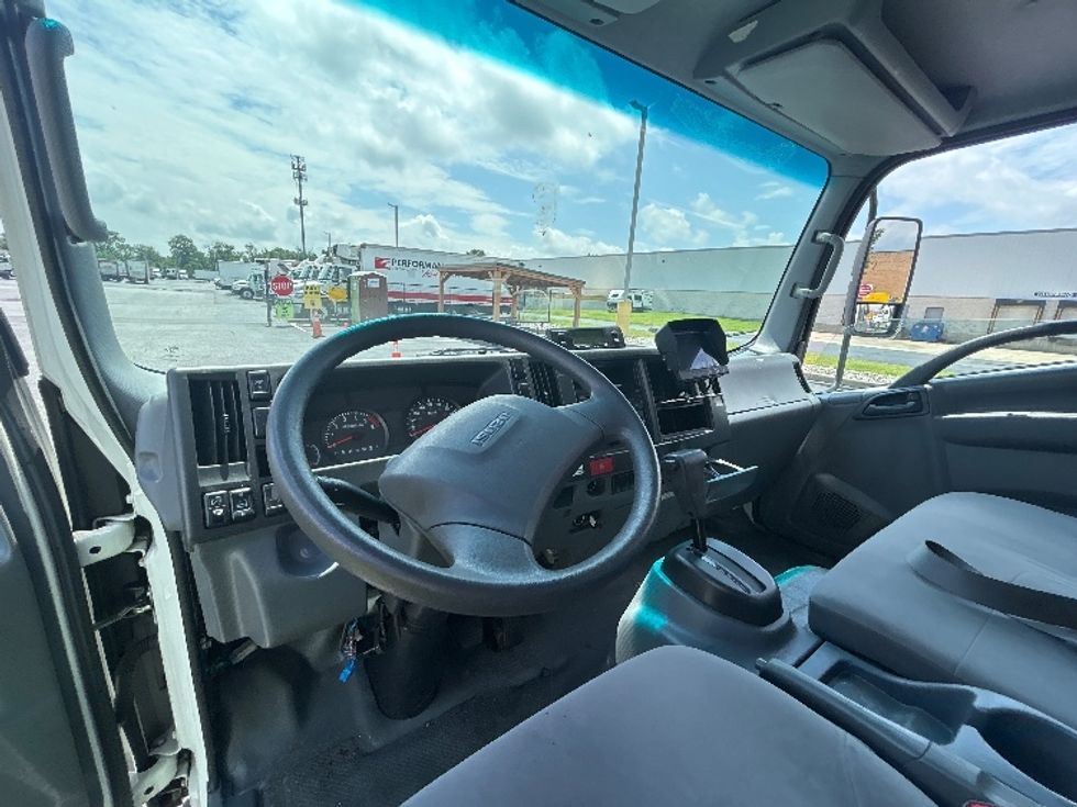 Refrigerated Truck-Light and Medium Duty Trucks-Isuzu-2020-NPR EFI-Swedesboro-NJ-125,125\n\t\tmiles-$ 47,000 - Image 17