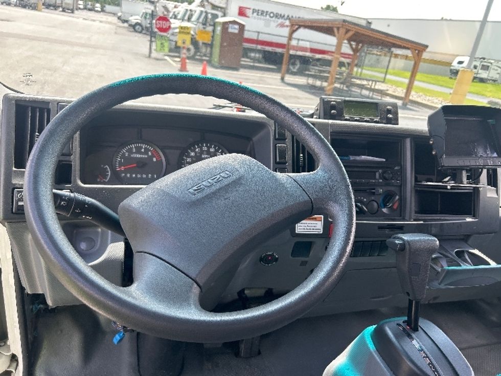 Refrigerated Truck-Light and Medium Duty Trucks-Isuzu-2020-NPR EFI-Swedesboro-NJ-125,125\n\t\tmiles-$ 47,000 - Image 18