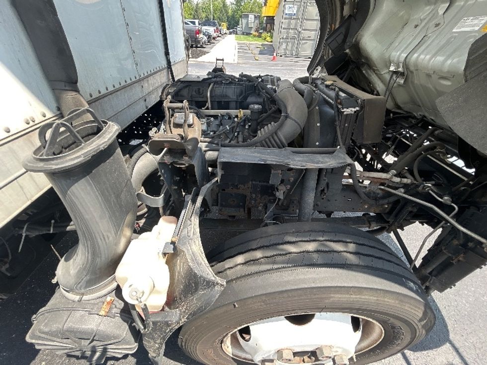 Refrigerated Truck-Light and Medium Duty Trucks-Isuzu-2020-NPR EFI-Swedesboro-NJ-125,125\n\t\tmiles-$ 47,000 - Image 22