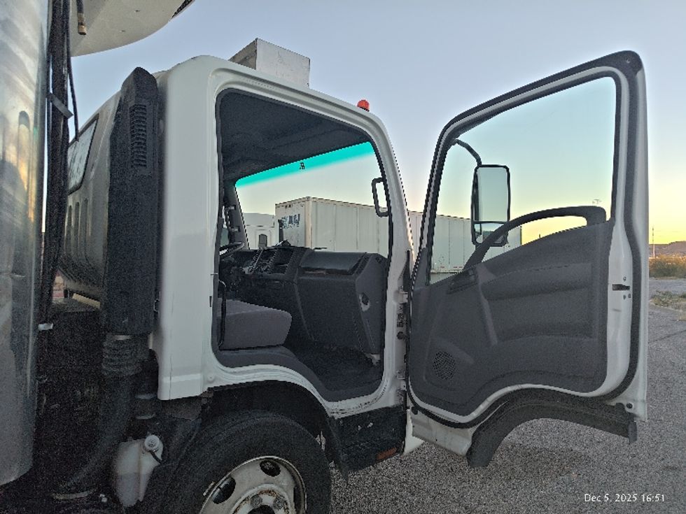 Refrigerated Truck-Light and Medium Duty Trucks-Isuzu-2020-NPRXD-El Paso-TX-164,704\n\t\tmiles-$ 39,500 - Image 19