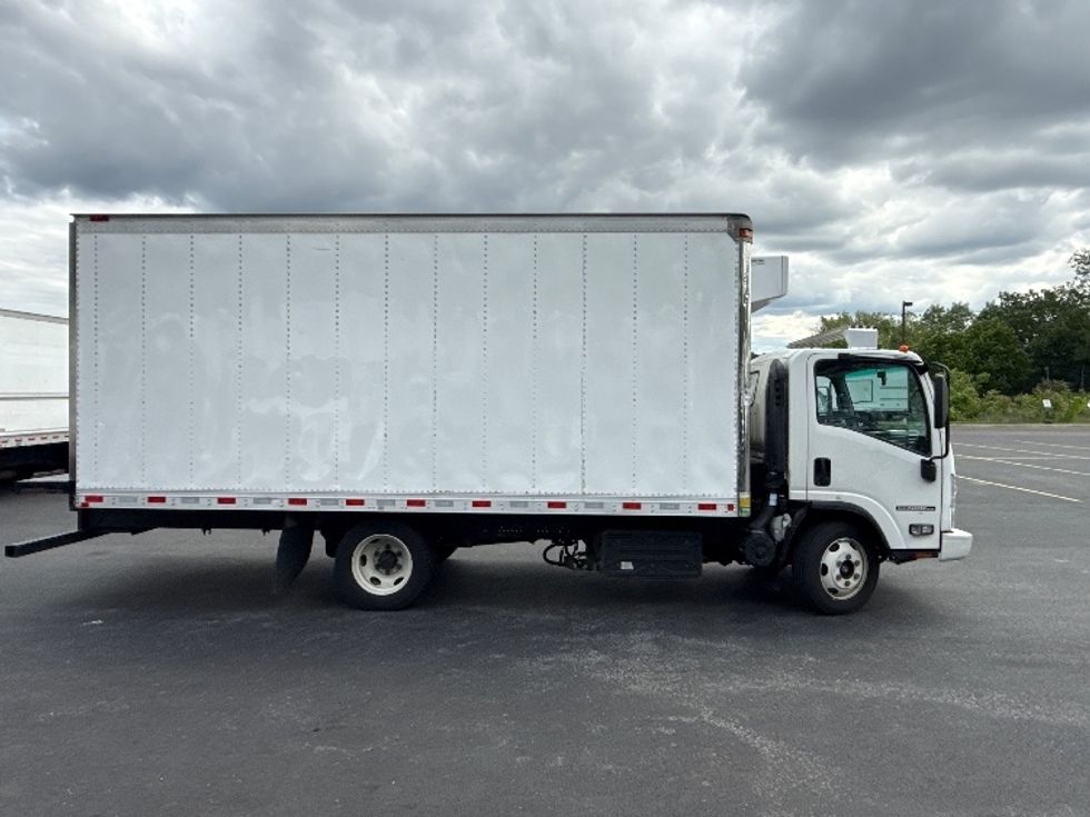 Refrigerated Truck-Light and Medium Duty Trucks-Isuzu-2020-NPRXD-Jessup-MD-163,549\n\t\tmiles-$ 42,000 - Image 13