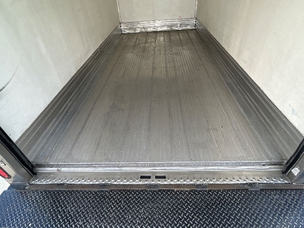 Refrigerated Truck-Light and Medium Duty Trucks-Isuzu-2020-NPRXD-Las Vegas-NV-117,983\n\t\tmiles-$ 51,000 - Image 10