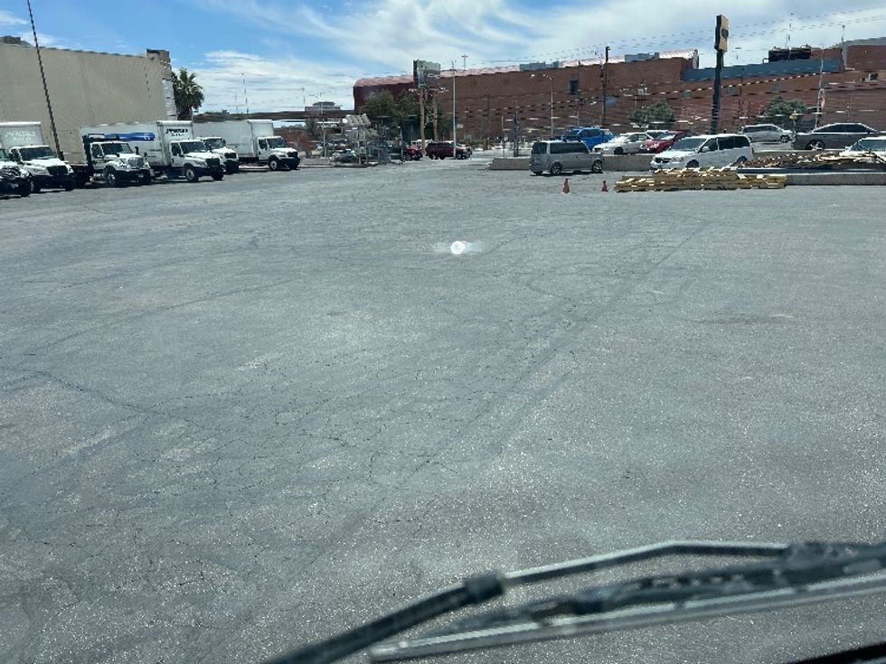 Refrigerated Truck-Light and Medium Duty Trucks-Isuzu-2020-NPRXD-Las Vegas-NV-117,983\n\t\tmiles-$ 51,000 - Image 26