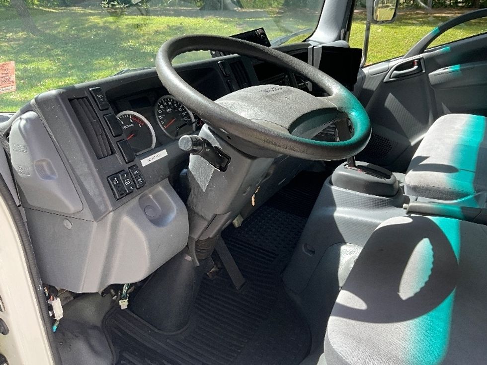 Refrigerated Truck-Light and Medium Duty Trucks-Isuzu-2020-NPRXD-Reading-PA-106,788\n\t\tmiles-$ 47,750 - Image 17