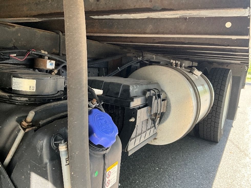 Refrigerated Truck-Light and Medium Duty Trucks-Isuzu-2020-NPRXD-Reading-PA-106,788\n\t\tmiles-$ 47,750 - Image 5