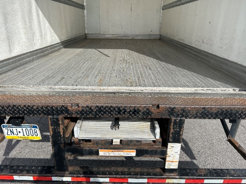 Refrigerated Truck-Light and Medium Duty Trucks-Isuzu-2020-NPRXD-Warsaw-IN-117,757\n\t\tmiles-$ 51,500 - Image 10