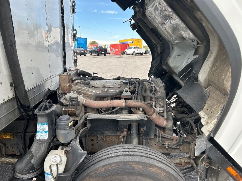 Refrigerated Truck-Light and Medium Duty Trucks-Isuzu-2020-NPRXD-Warsaw-IN-117,757\n\t\tmiles-$ 51,500 - Image 22