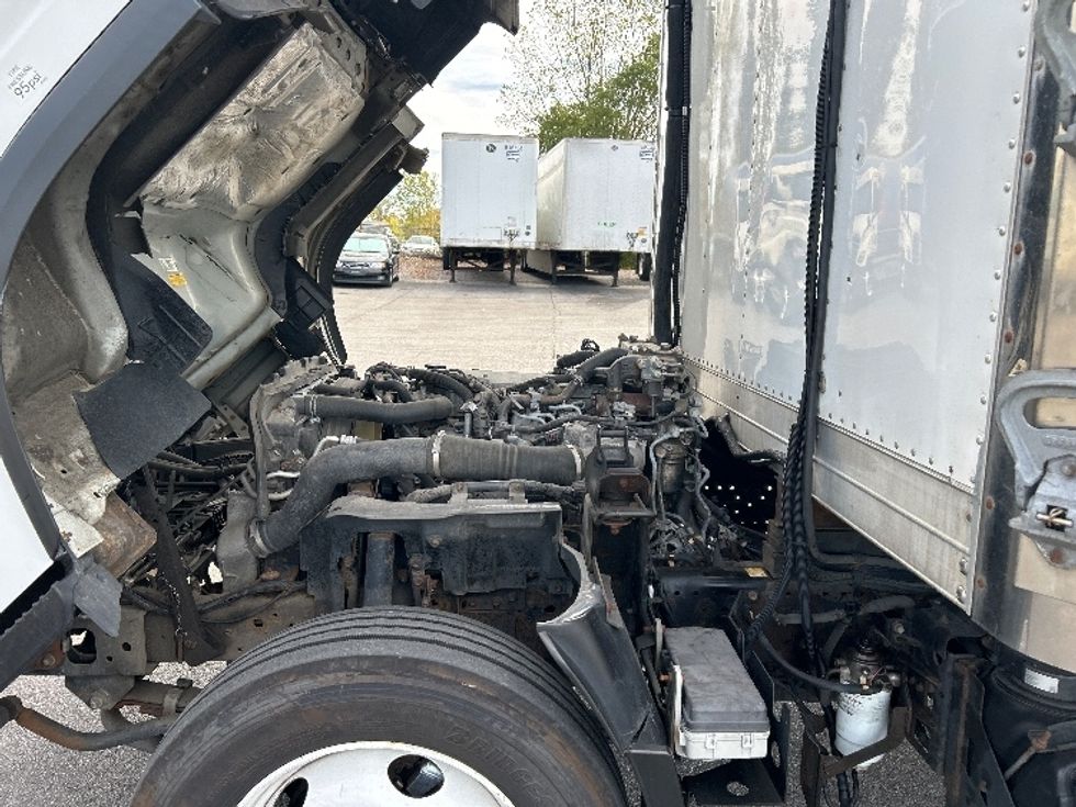 Refrigerated Truck-Light and Medium Duty Trucks-Isuzu-2020-NPRXD-Warsaw-IN-117,757\n\t\tmiles-$ 51,500 - Image 23