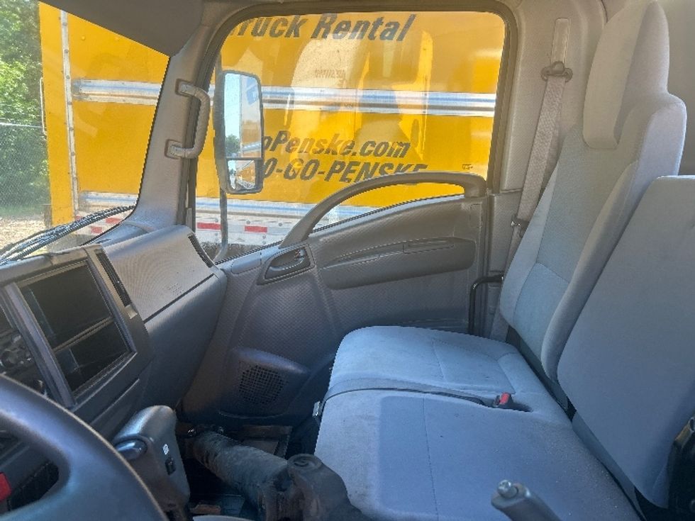 Refrigerated Truck-Light and Medium Duty Trucks-Isuzu-2020-NPRXD-Winston Salem-NC-139,000\n\t\tmiles-$ 19,000 - Image 13