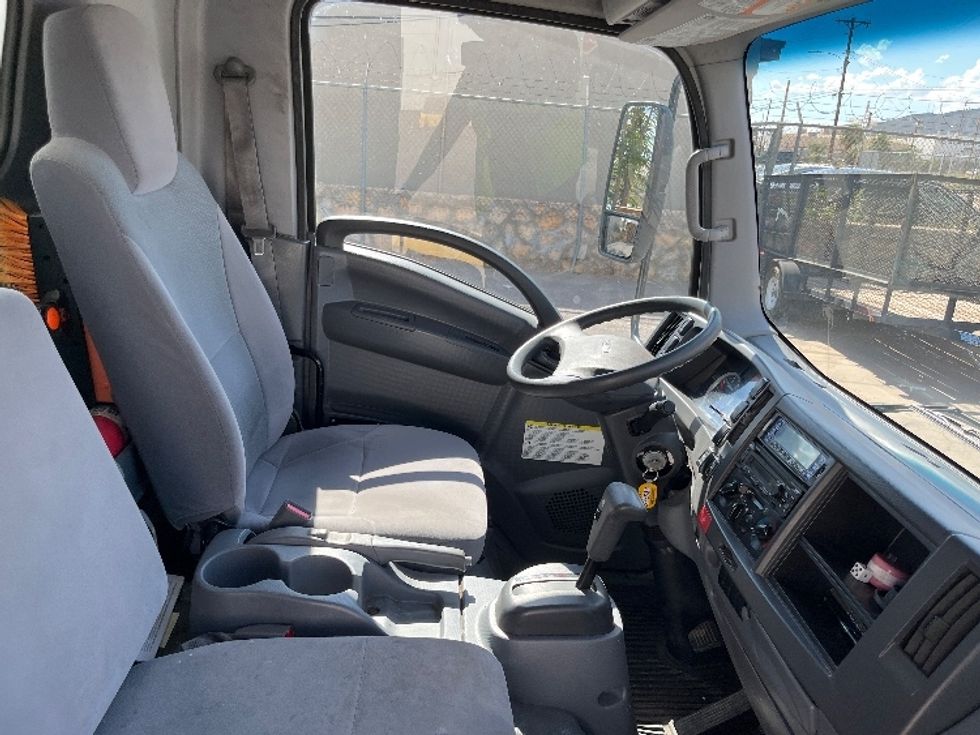 Refrigerated Truck-Light and Medium Duty Trucks-Isuzu-2020-NQR-El Paso-TX-66,100\n\t\tmiles-$ 59,500 - Image 22
