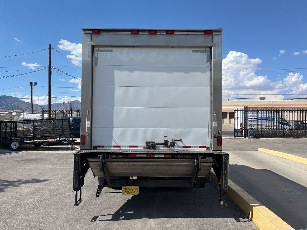 Refrigerated Truck-Light and Medium Duty Trucks-Isuzu-2020-NQR-El Paso-TX-66,100\n\t\tmiles-$ 59,500 - Image 7