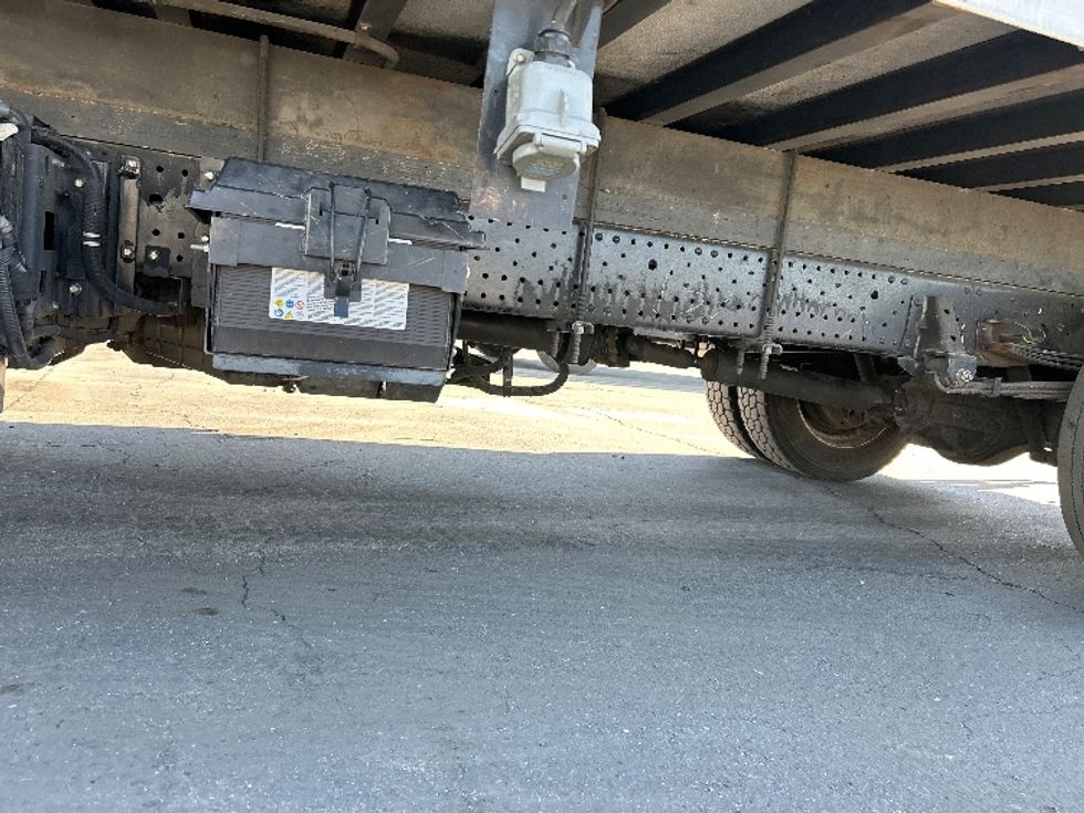 Refrigerated Truck-Light and Medium Duty Trucks-Isuzu-2020-NQR-Fresno-CA-117,135\n\t\tmiles-$ 59,000 - Image 5