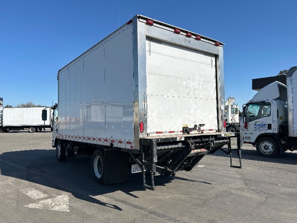 Refrigerated Truck-Light and Medium Duty Trucks-Isuzu-2020-NQR-Fresno-CA-117,135\n\t\tmiles-$ 59,000 - Image 6