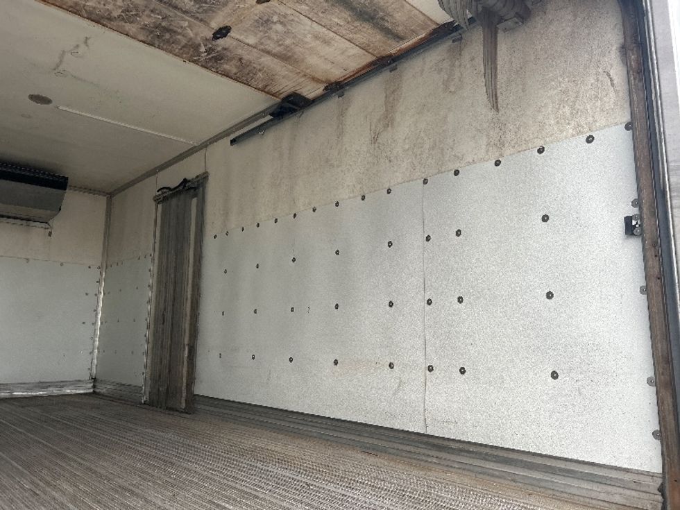 Refrigerated Truck-Light and Medium Duty Trucks-Isuzu-2020-NQR-La Mirada-CA-107,015\n\t\tmiles-$ 47,500 - Image 12