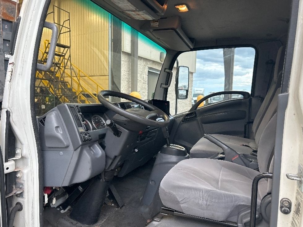 Refrigerated Truck-Light and Medium Duty Trucks-Isuzu-2020-NQR-La Mirada-CA-107,015\n\t\tmiles-$ 47,500 - Image 16