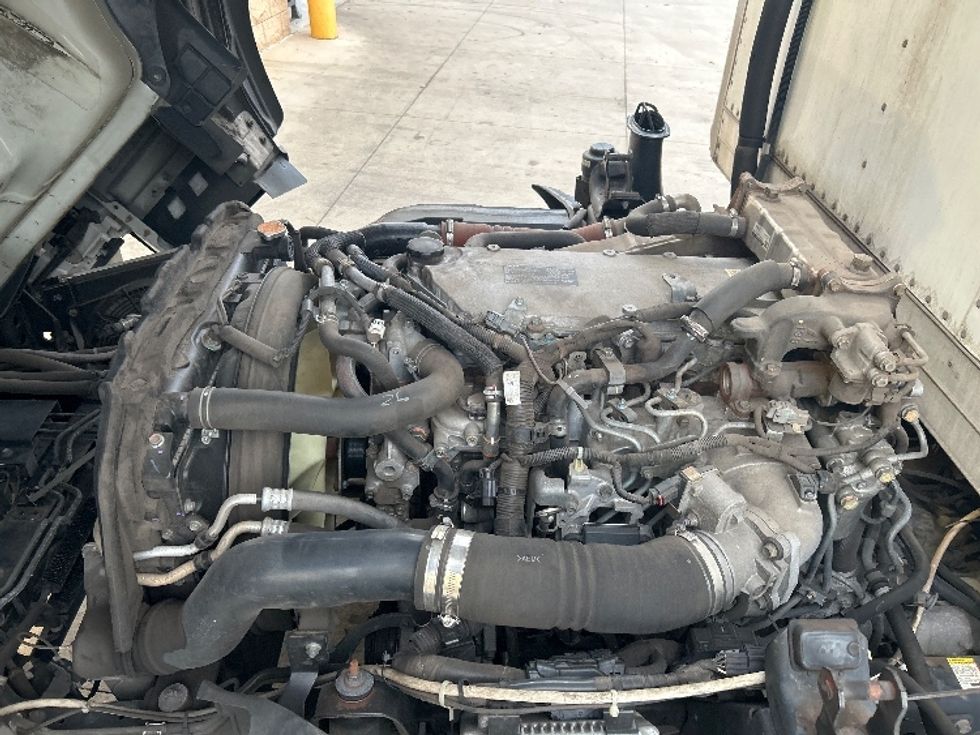 Refrigerated Truck-Light and Medium Duty Trucks-Isuzu-2020-NQR-La Mirada-CA-107,015\n\t\tmiles-$ 47,500 - Image 24