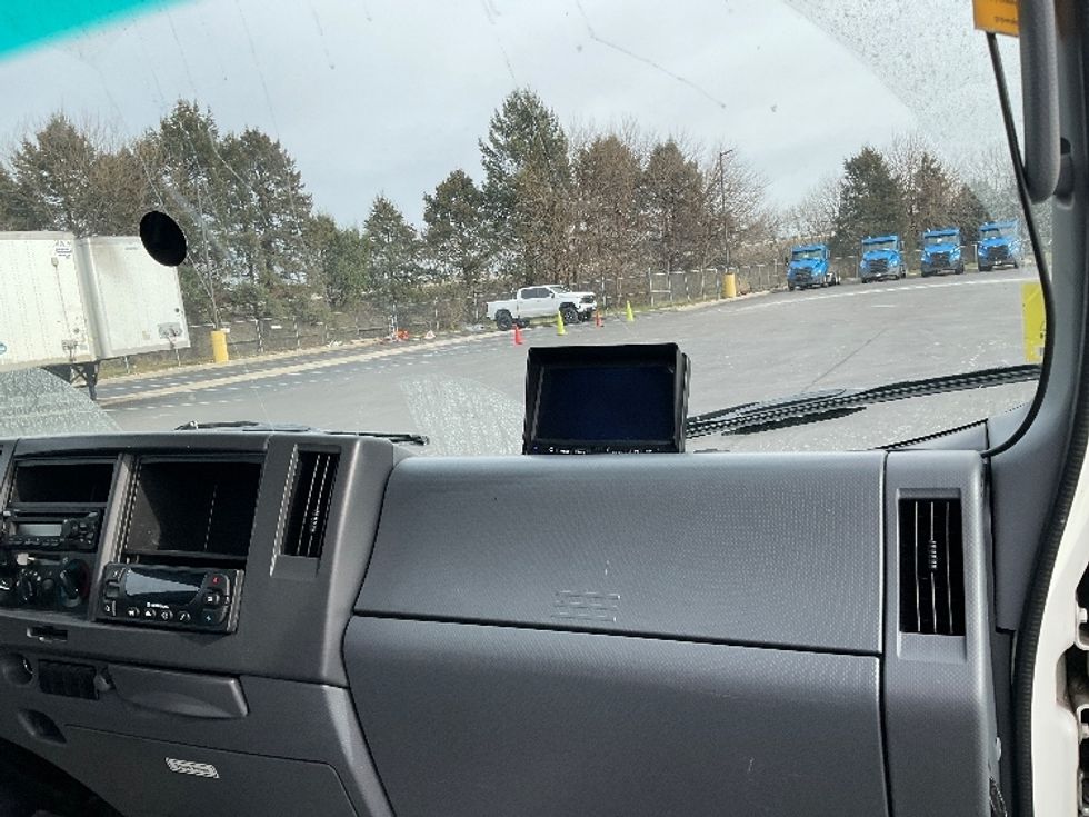 Refrigerated Truck-Light and Medium Duty Trucks-Isuzu-2020-NQR-Lancaster-PA-117,526\n\t\tmiles-$ 52,000 - Image 21