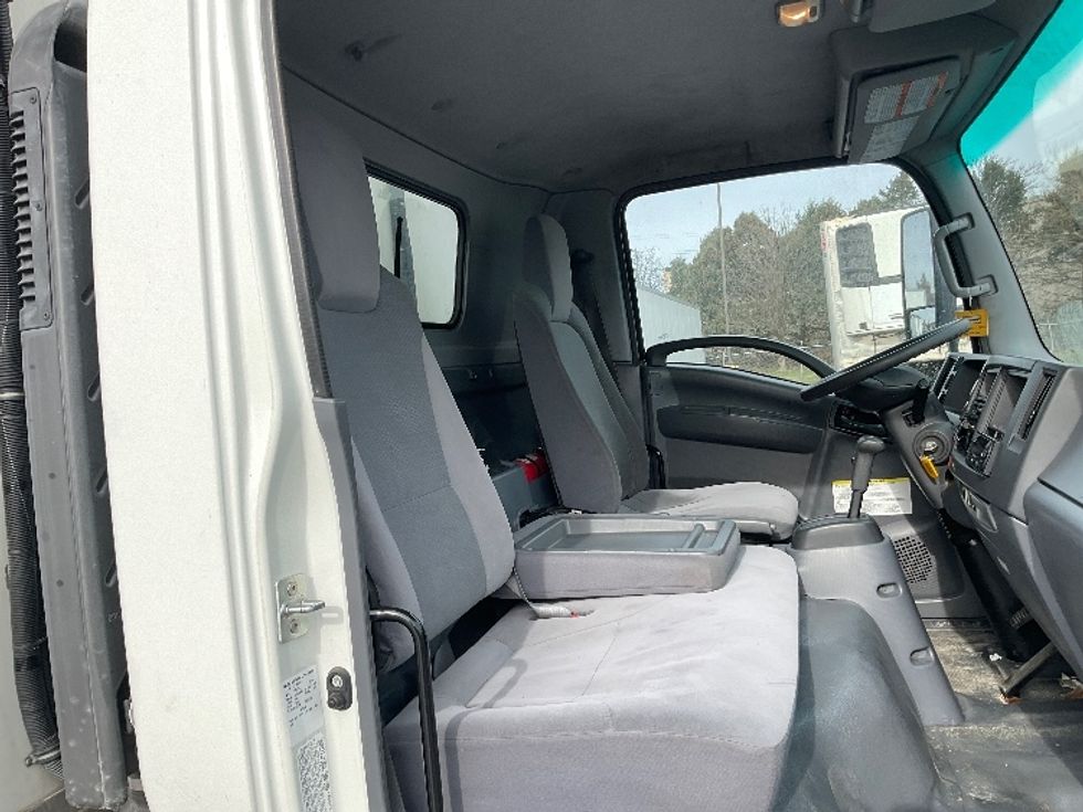 Refrigerated Truck-Light and Medium Duty Trucks-Isuzu-2020-NQR-Lancaster-PA-117,526\n\t\tmiles-$ 52,000 - Image 22