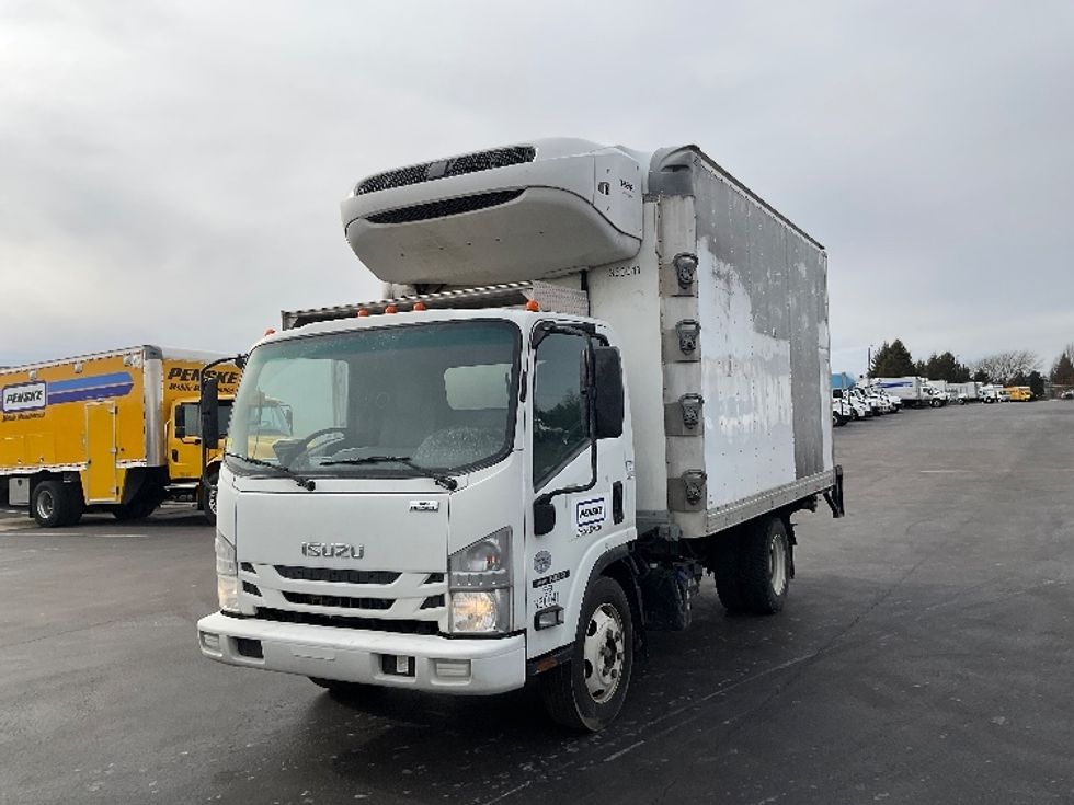 Refrigerated Truck-Light and Medium Duty Trucks-Isuzu-2020-NQR-Lancaster-PA-117,526\n\t\tmiles-$ 52,000 - Image 3